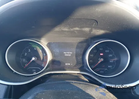 2019 Jeep Compass Limited 4X4 z USA, uszkodzony, nr VIN 3C4NJDCB1KT734286